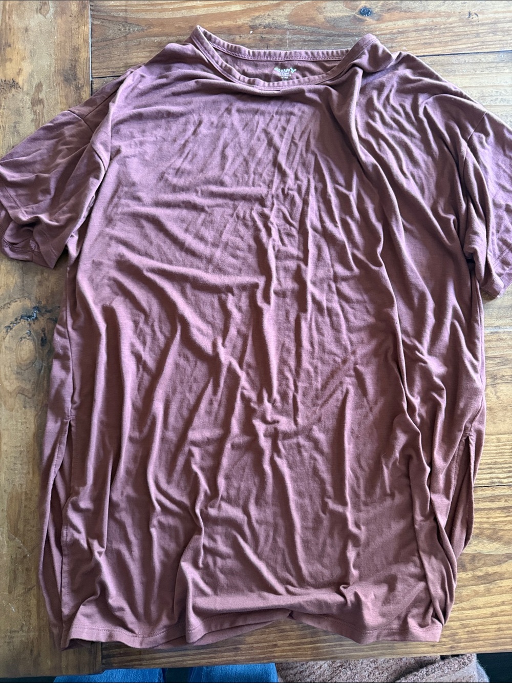Old Navy Short Sleeve Crewneck Tee in Mauve Rose